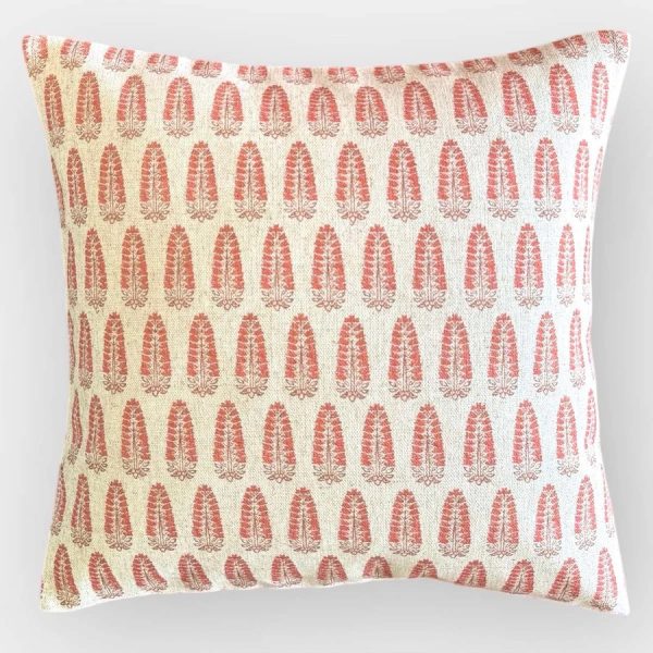 PILVITI STRAWBERRY CUSHION