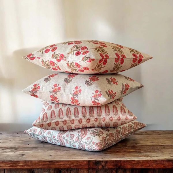 PILVITI STRAWBERRY CUSHION - Image 3